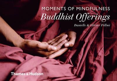 Obrázok Moments of Mindfulness: Buddhist Offerings